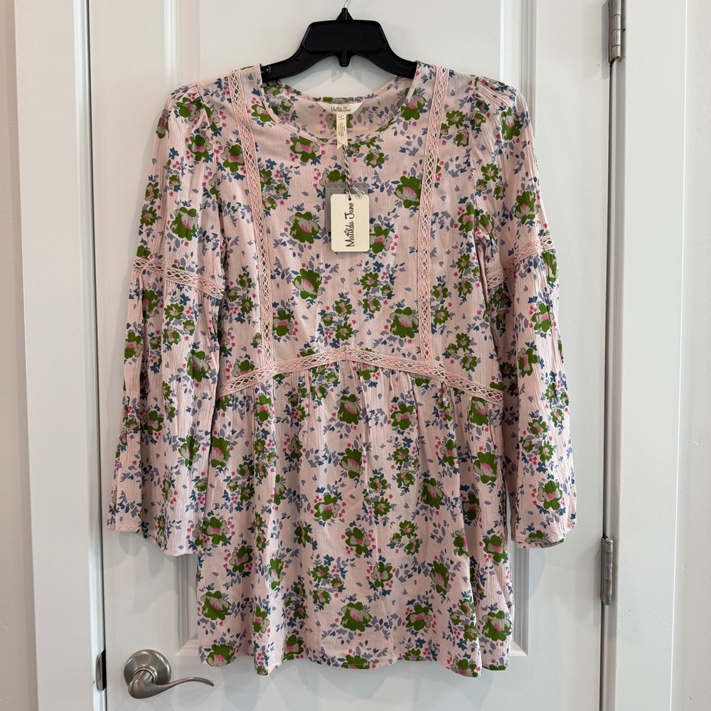 NWT Matilda Jane Like A Lady Tunic Style Top Floral
Print Lace Light Pink sz S
